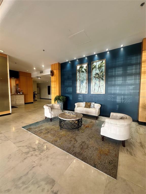 Foto del edificio - 880 Mandalay Ave
