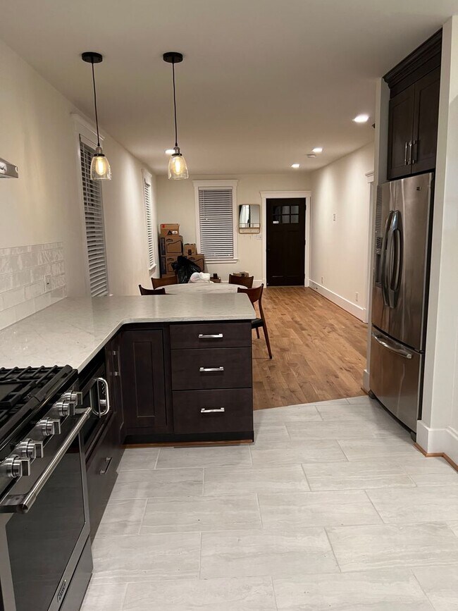 Foto del edificio - Violetville