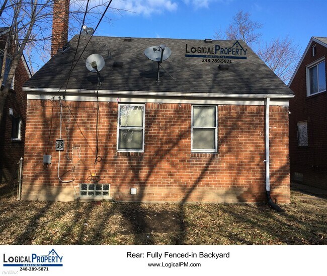 Foto del edificio - 3 br, 1 bath House - 10501 Merlin St