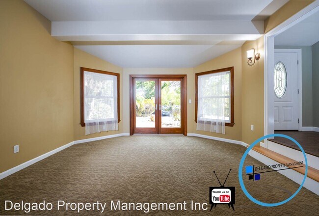 Building Photo - 5 br, 2.5 bath House - 624 East J Street