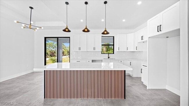 Building Photo - 4127 NW 36th Pl