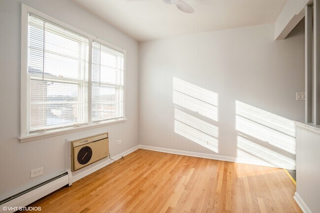Foto del edificio - 1022 Arnold Ct