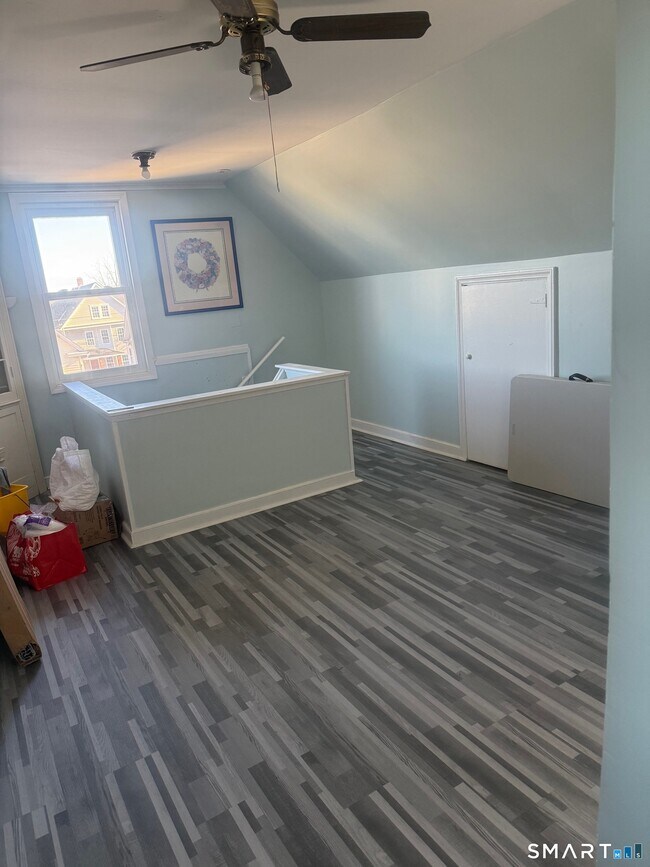 Foto del edificio - 26 Evergreen St