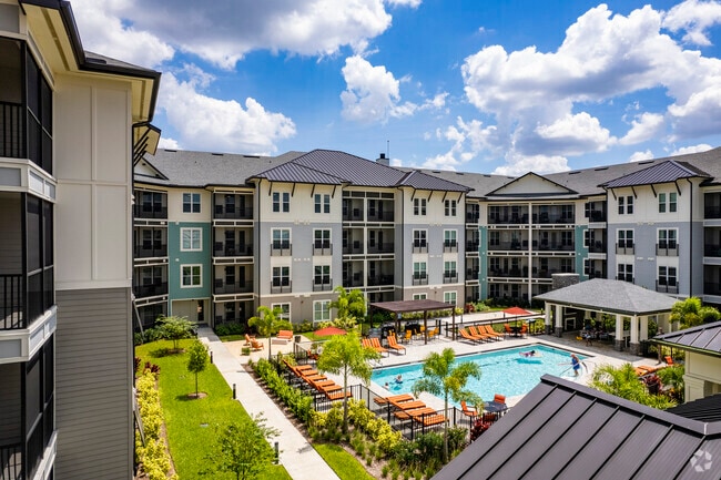 7035 Broad Way Davenport, FL 33837 - The Pointe at Siena Ridge 55+ Active Adult Apartment Homes