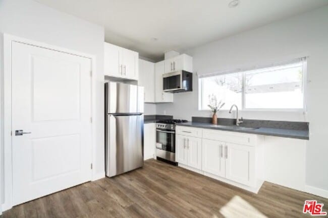 Building Photo - 12457 Hortense St