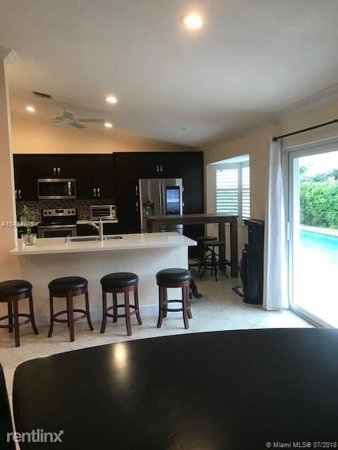 Foto principal - 3 br, 2 bath House - 1455 SW 97th Way