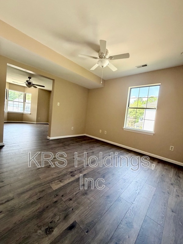 Building Photo - 2316 Finch Ct