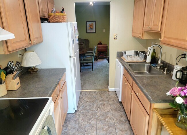 Foto del edificio - Great 2 Bedroom Townhouse for Rent in Western Henrico