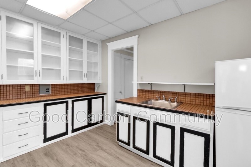 Foto principal - 1247 Hertel Ave