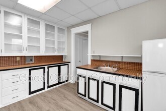 Building Photo - 1247 Hertel Ave