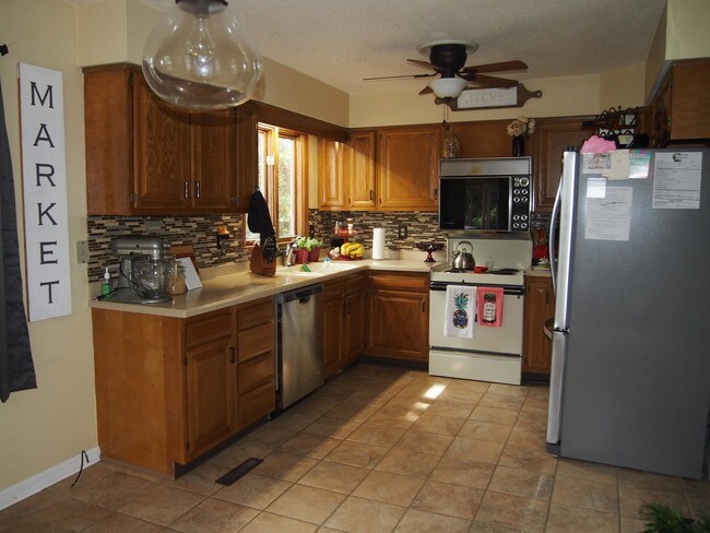 Foto del edificio - 140 Cardinal Ln