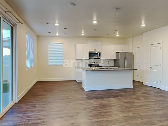 Foto del edificio - 4036 S Slate Creek Ave
