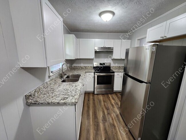 Foto del edificio - 526 Landers St