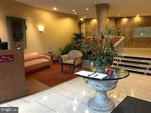 Foto del edificio - 309 Florence Ave