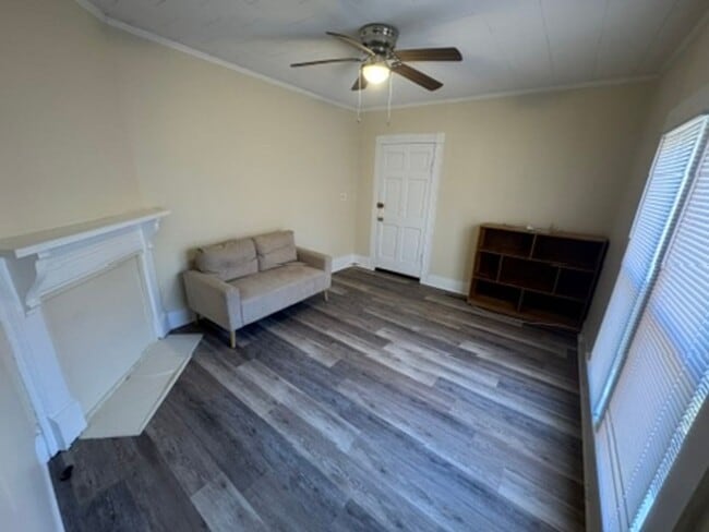 Building Photo - 533 Stockton St