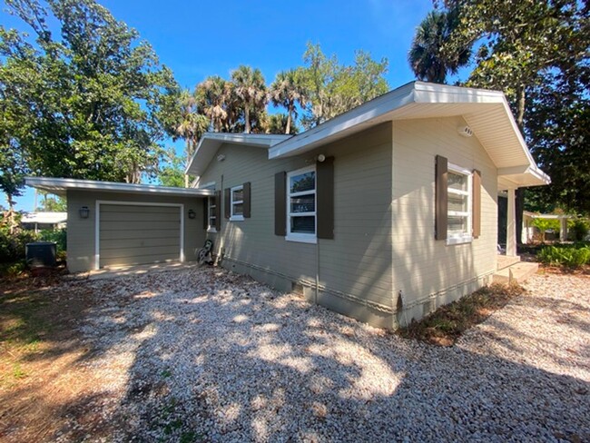 Foto del edificio - Charming Ormond Beach Home