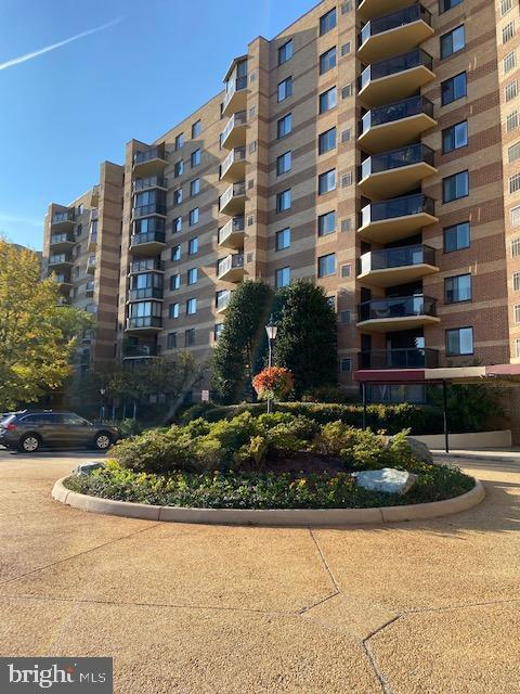 Primary Photo - 8380 Greensboro Dr