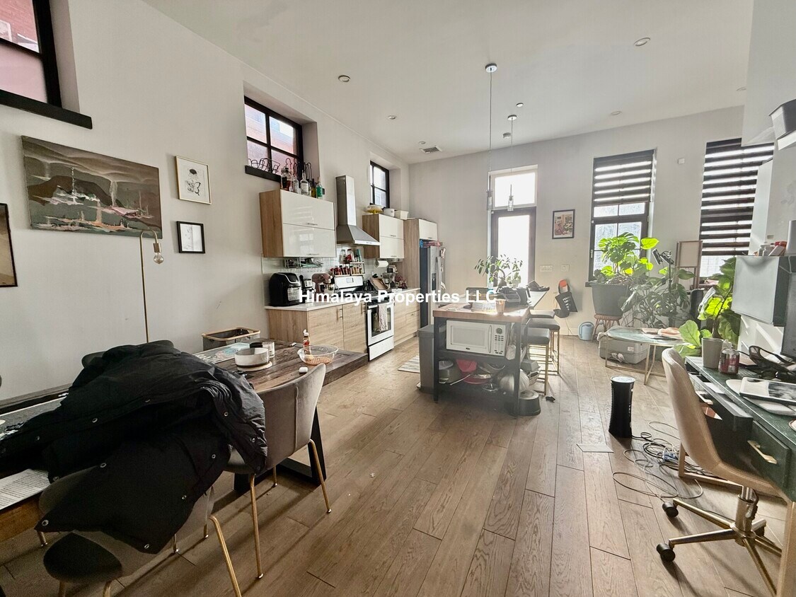 Foto principal - 407 Dudley St