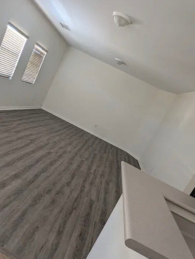 Building Photo - 3305 E Palmdale Blvd
