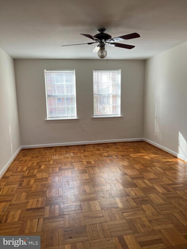 1302 Belle View Blvd Unit A2, Alexandria, VA 22307 Room for Rent in