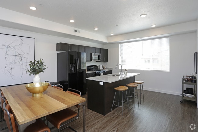 3BR, 2.5BA - Type C - Gladstone Place Townhomes