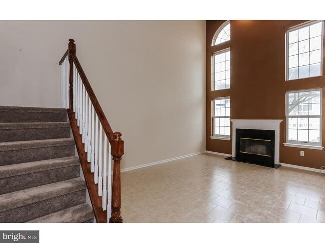 Building Photo - 206 Sandpiper Ct