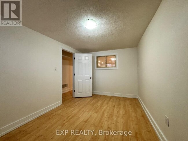 Building Photo - 466 Ginger Downs