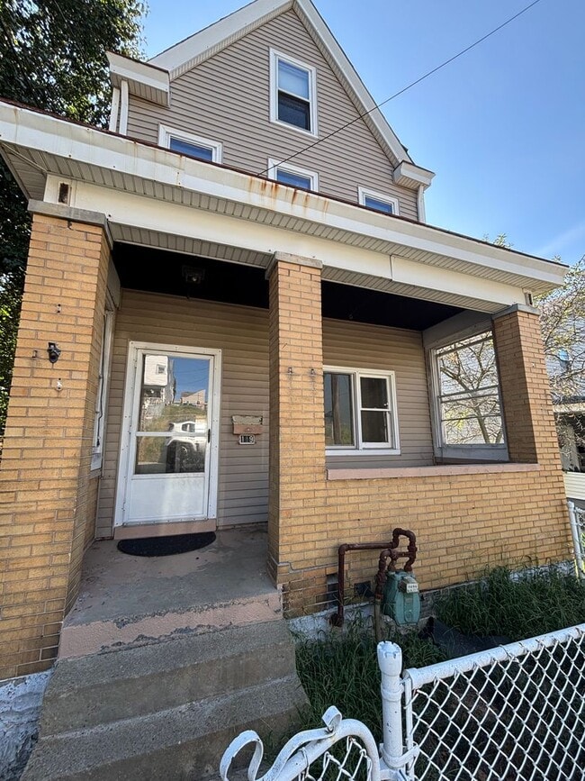 Building Photo - 119 Fitler St