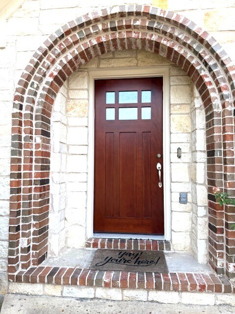 Foto del edificio - 13604 Caldwell Dr