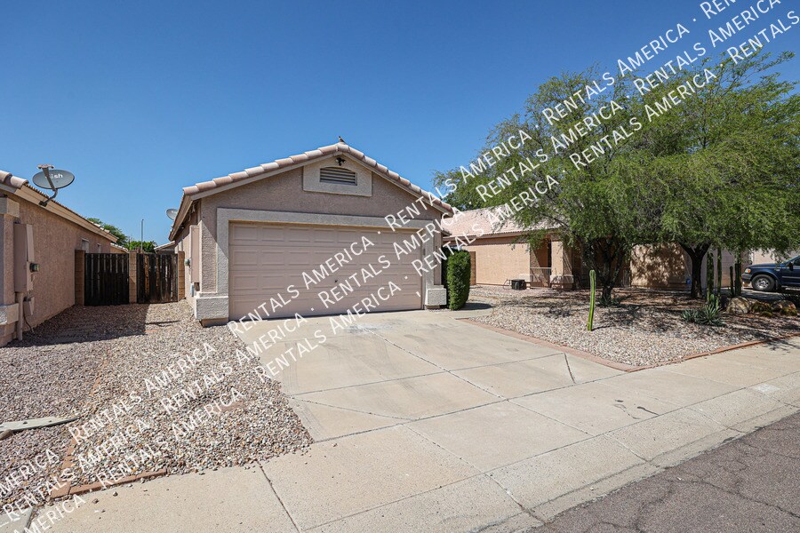 Primary Photo - Charming 3 bedroom 2 bath