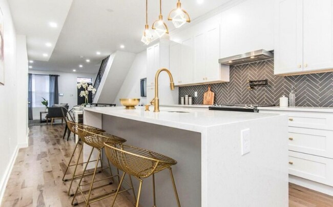 Foto del edificio - 1641 N Newkirk St