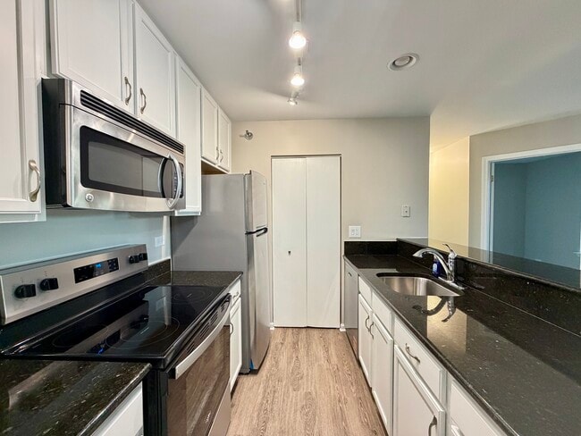 Foto del edificio - 127 Glengarry Dr