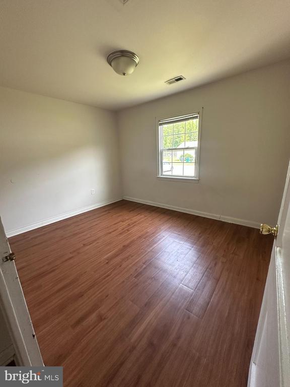 Foto del edificio - 5310 Harbor Ct
