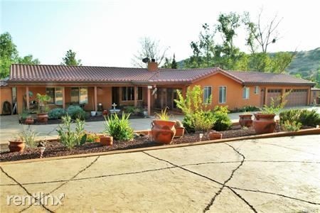 Foto principal - 33530 Hubbard Rd