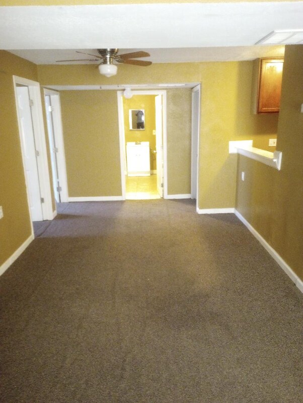 Foto del edificio - 6016 Swope Pkwy
