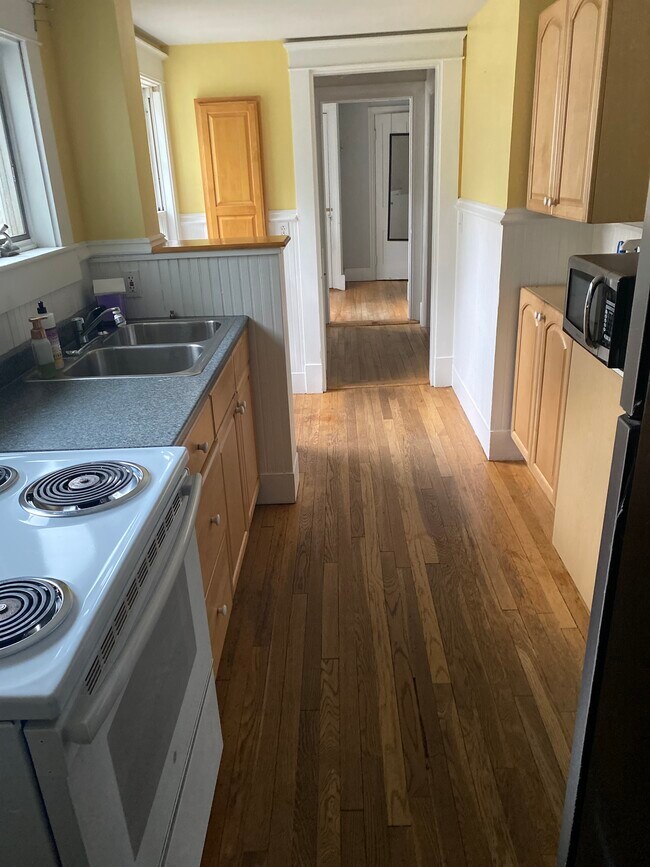 cocina - 214 French St