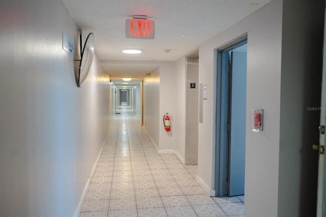 Foto del edificio - 1902 Honour Rd