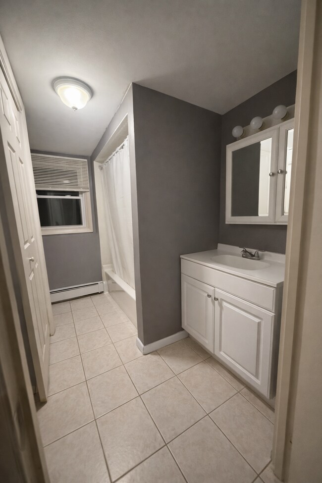 Foto del edificio - 4 Katherine Dr