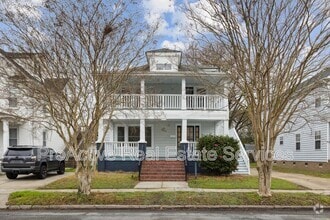 Building Photo - 1307 Holly Ave