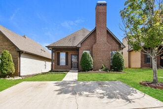 Building Photo - 1218 Savannah Ln