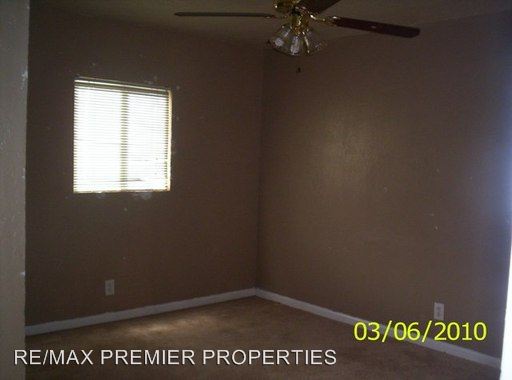Building Photo - 760 Montello St