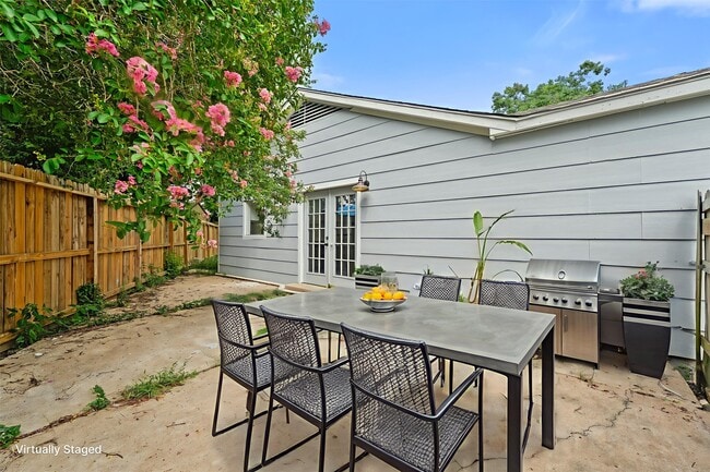 Foto del edificio - 1615 Hiller St