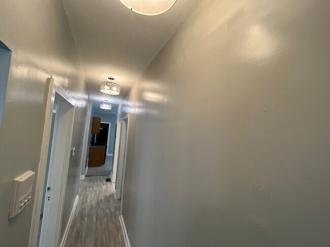 Building Photo - 18 Westville St