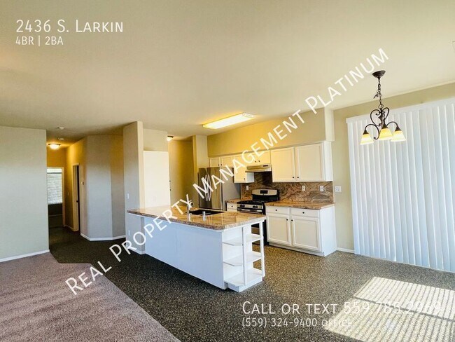 Building Photo - $2,295  4 Bed Home, Pool & Solar - Clovis ...