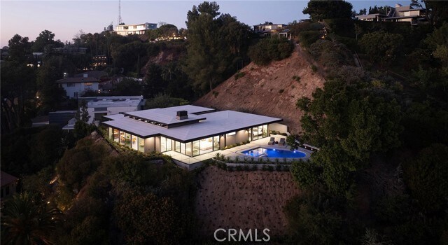 Foto del edificio - 9015 Alto Cedro Dr