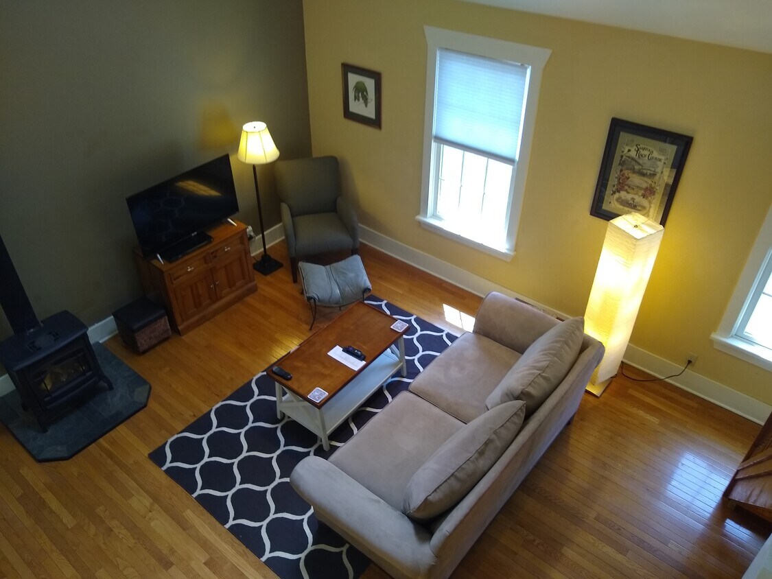 156 Henry St, Saratoga Springs, NY 12866 House Rental in Saratoga Springs, NY