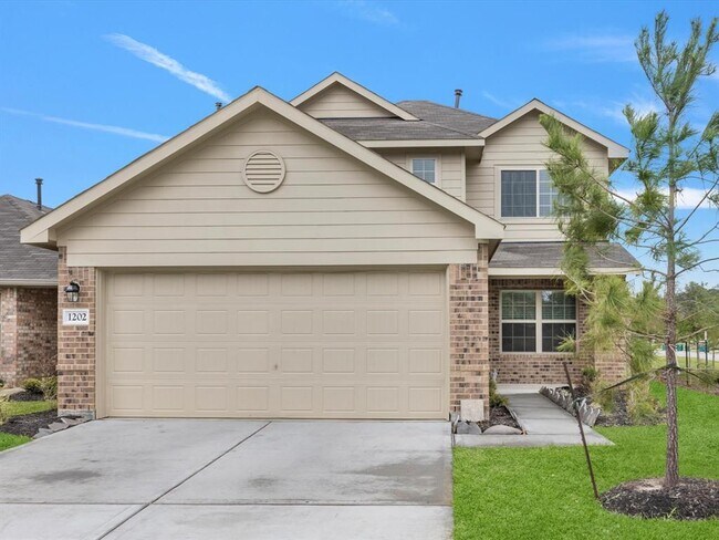 Building Photo - 1202 Silver Fir Ct