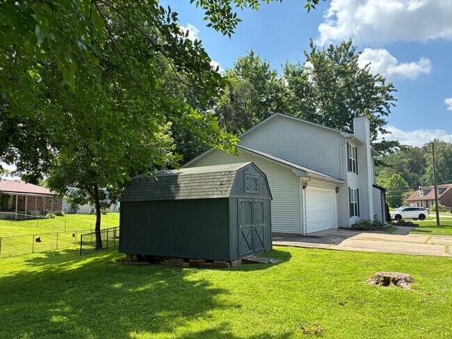 Foto del edificio - 964 Timberwood Dr