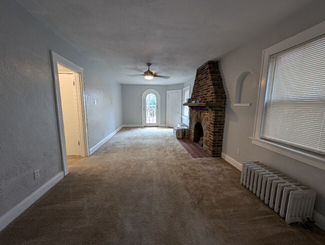 Foto del edificio - 13 W Bellecrest Ave