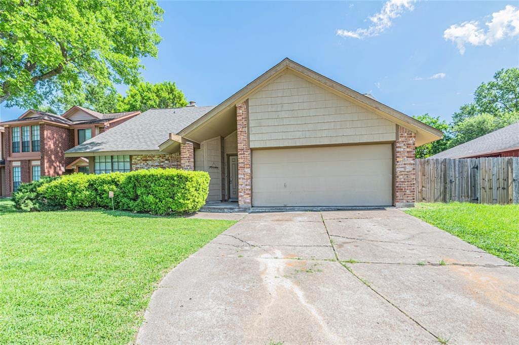 14311 Royal Hill Dr, Houston, TX 77083 House Rental in Houston, TX